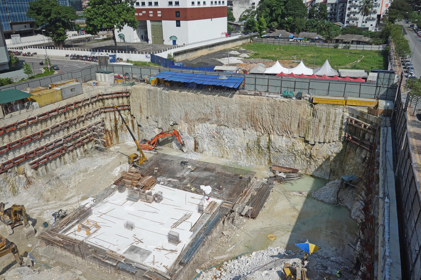 Basement excavation support in downtown Kuala Lumpur using soil mixing
